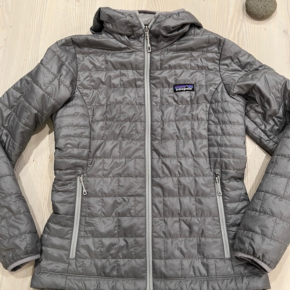 Patagonia Womens Nano Puff Hoodie
